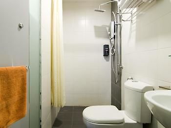 ג'והור בהרו 8 Days Boutique Hotel @ Mount Austin Jb מראה חיצוני תמונה