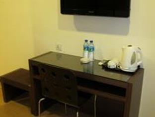 ג'והור בהרו 8 Days Boutique Hotel @ Mount Austin Jb מראה חיצוני תמונה